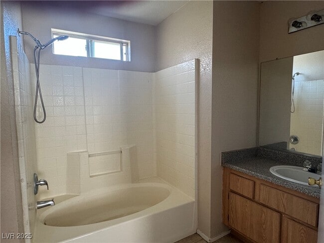 Building Photo - 4012 Abrams Ave