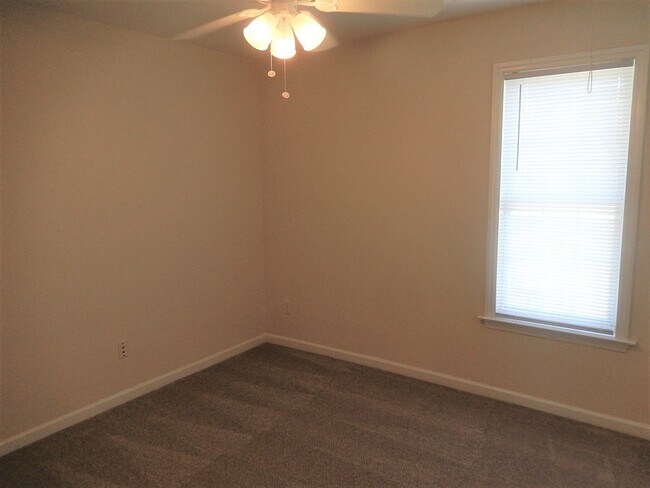 Building Photo - 5809 Spirit Ct