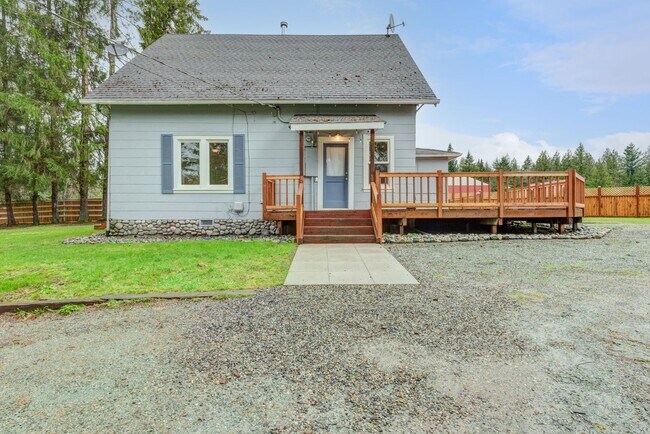 Building Photo - 11825 Woods Lake Rd