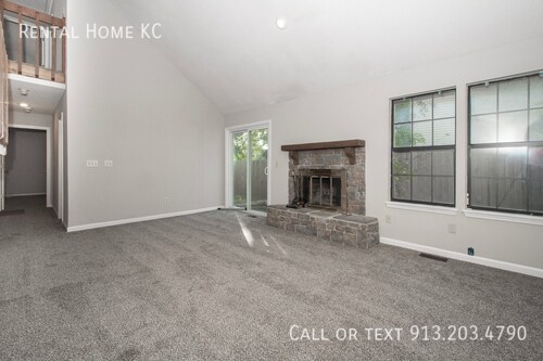Building Photo - 7434 Santa Fe Dr