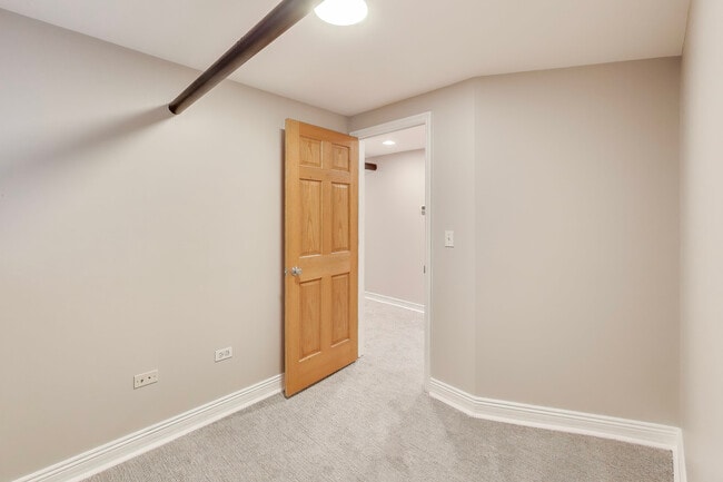 Building Photo - 6542 N Newgard Ave