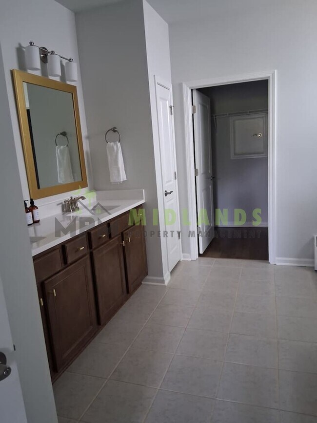 Building Photo - 1127 Eagleston Wy