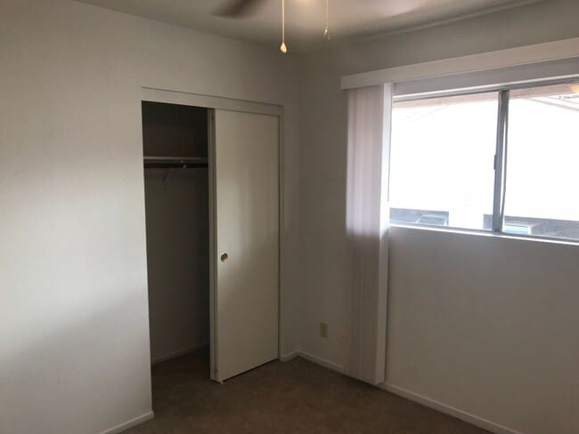 Building Photo - 2 bed 1.5 townhouse Scottsdale