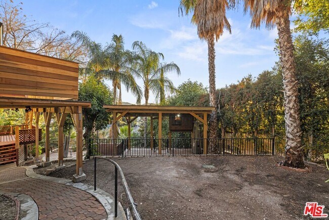 Building Photo - 10941 Cardamine Pl
