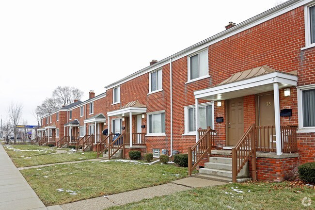 Building Photo - 76-98 Martin Luther King Jr Blvd N