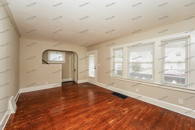Building Photo - 3679 W 103rd St