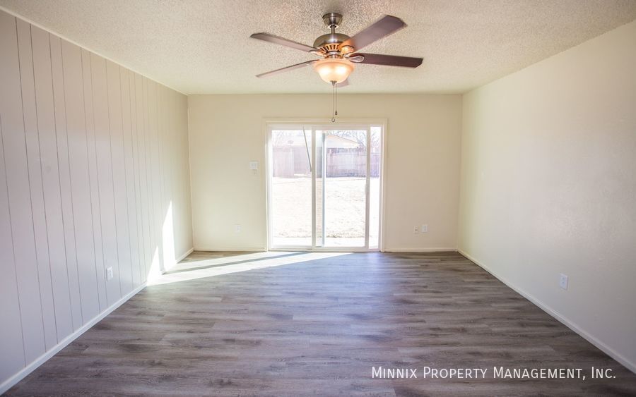 Building Photo - 4813 6th St