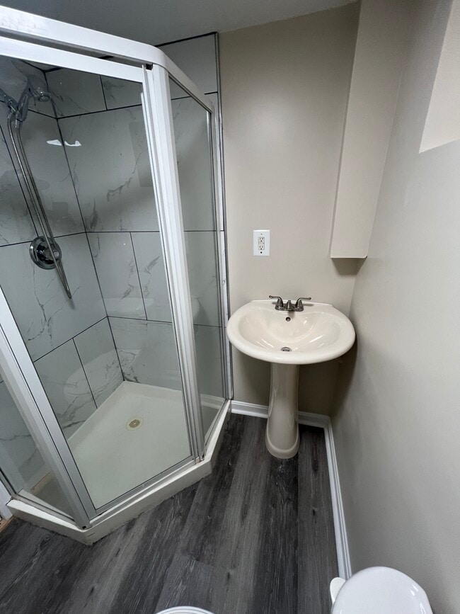 Building Photo - 1011 Hollins St