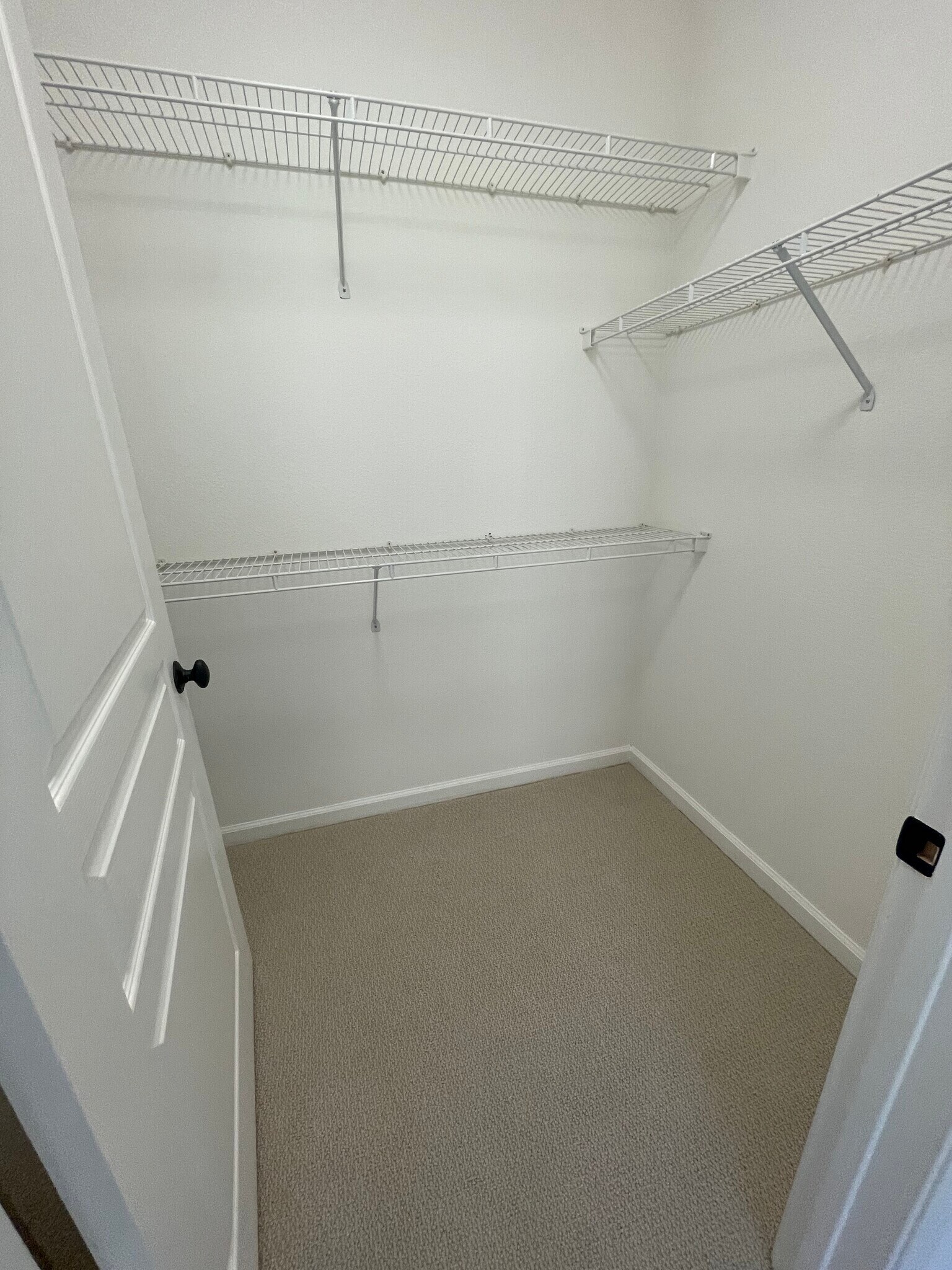 Two large walk-in closets - 1 Crescent Way