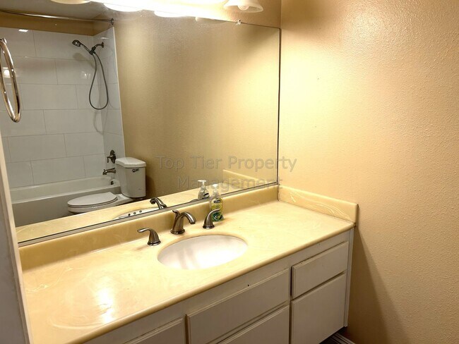 Building Photo - Upgraded 1 bed / 1 bath Condo on the Pala Mesa Golf-Course! With Garage, Water included!