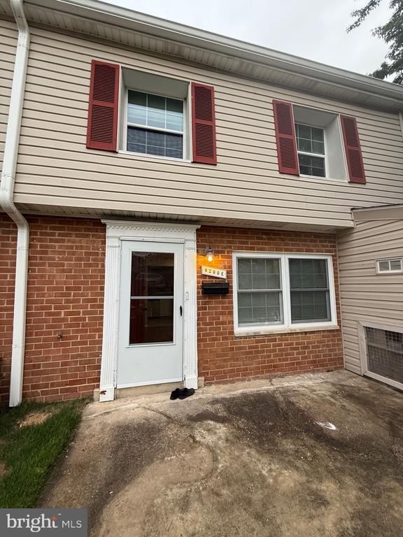 Building Photo - 9200 Bridle Path Ln