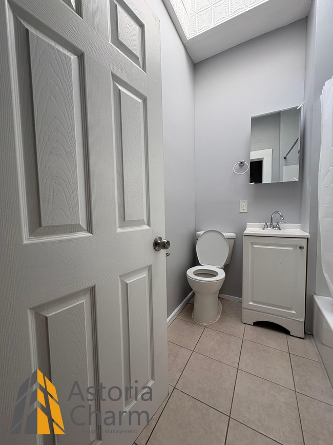 Building Photo - Updated 3 Bedroom + Free TV & PS5 with Move-In!!