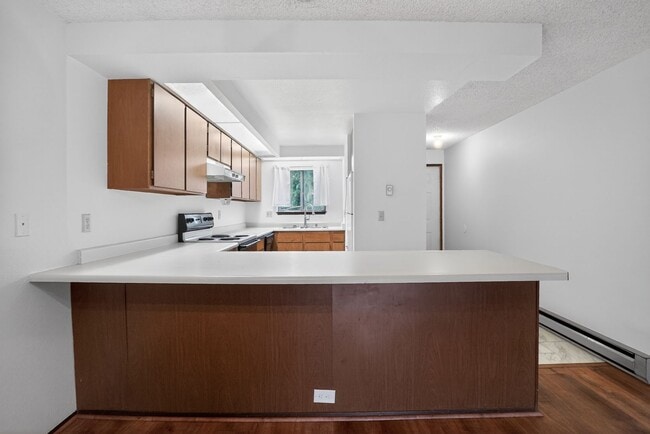 Building Photo - 3404 19th Ave