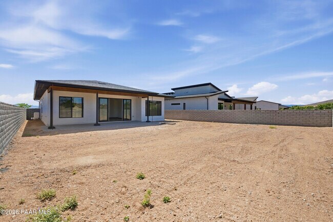 Building Photo - 5170 N Jeffers Ave