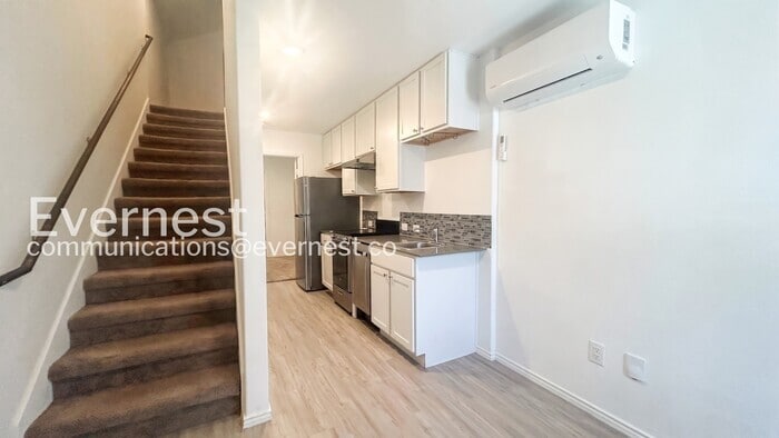 Building Photo - 7037 Elm Cv