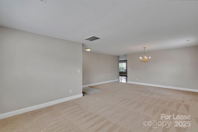 Building Photo - 1828 Rustic Barn Dr