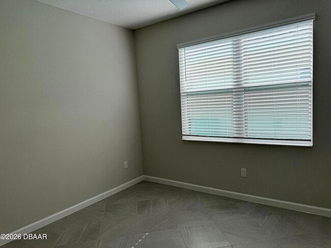 Building Photo - 899 Attitude Ave