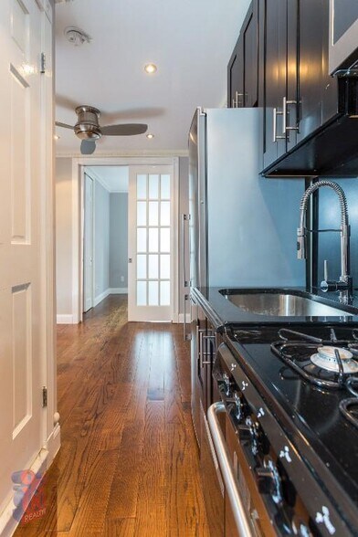 Primary Photo - 314 E 106th St