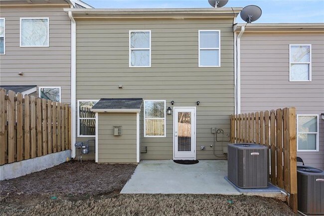 Building Photo - 3041 Creekside Overlook Way