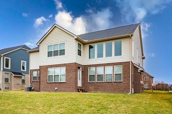 Building Photo - 50236 Amberwood Rd