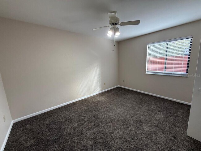 Building Photo - 2260 NW 41st Pl