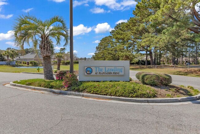 Building Photo - 1569 Landing Rd