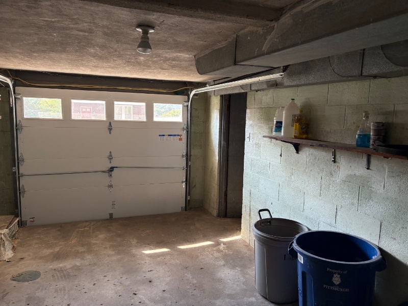 Building Photo - 1405 Belasco Ave
