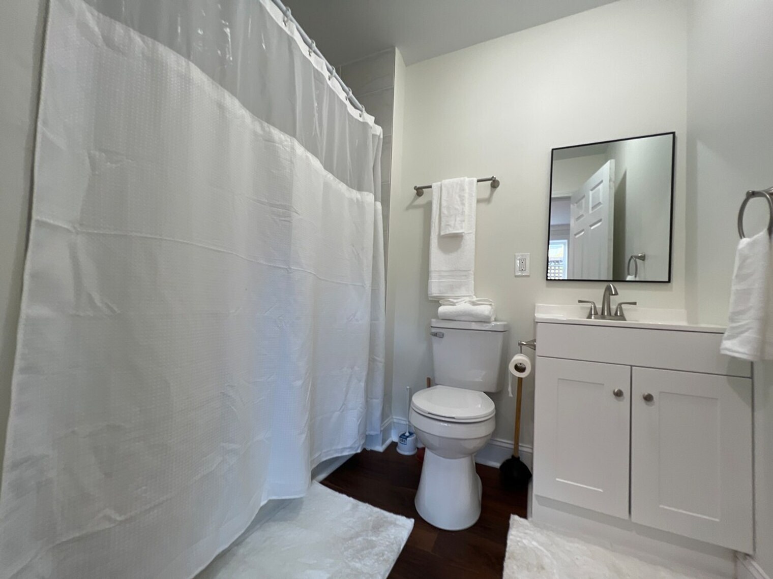 Building Photo - 107 David St