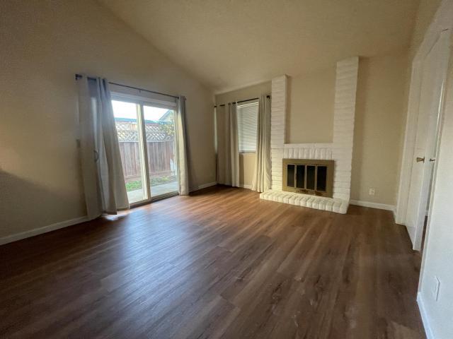 Building Photo - 4 bedroom in San Leandro CA 94579