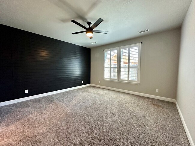 Building Photo - 8618 Alnwick Dr