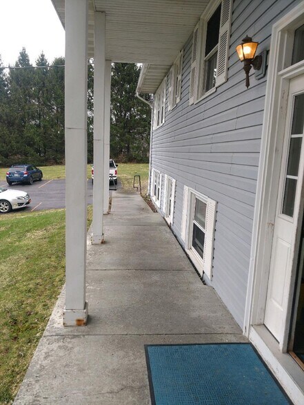 Outside entry - 388 Dryden Harford Rd