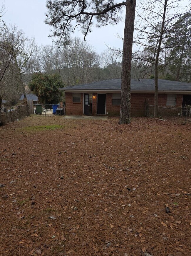 Building Photo - Kings Mountain