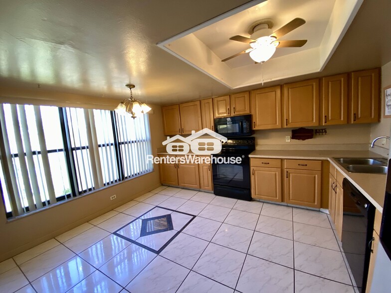 Building Photo - 5122 Puritan Cir