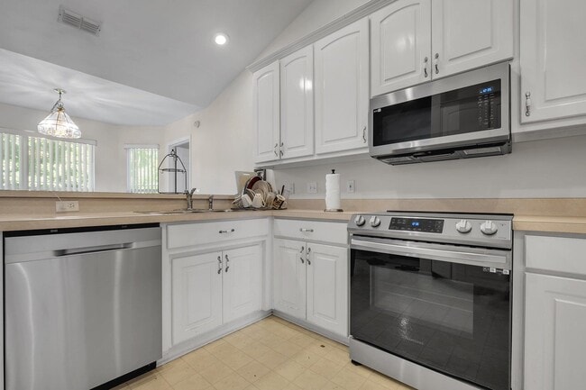 Building Photo - 3528 Leighton Hall Ct