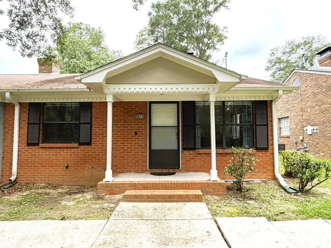 Building Photo - 136 Belmont Rd