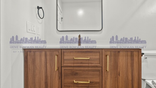 Building Photo - 2205 E 24th St