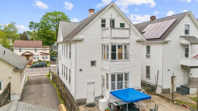 Building Photo - 969 Wood Ave
