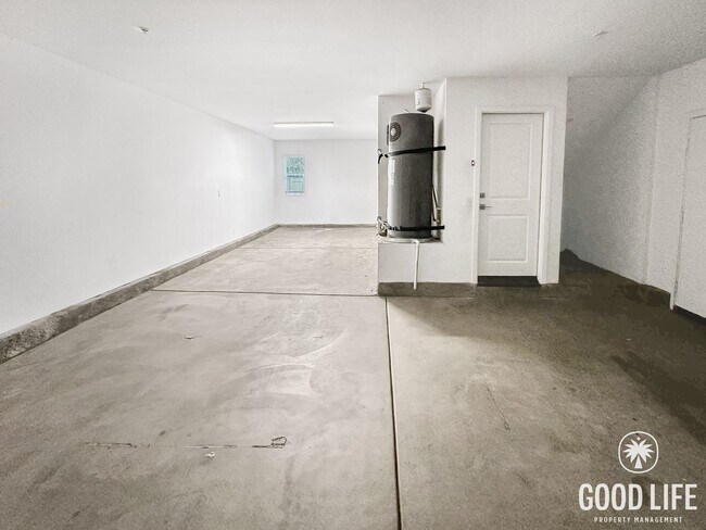 Building Photo - Beautiful 3BR Home in Stanton | Private Yard + 3 Car Attached Garage