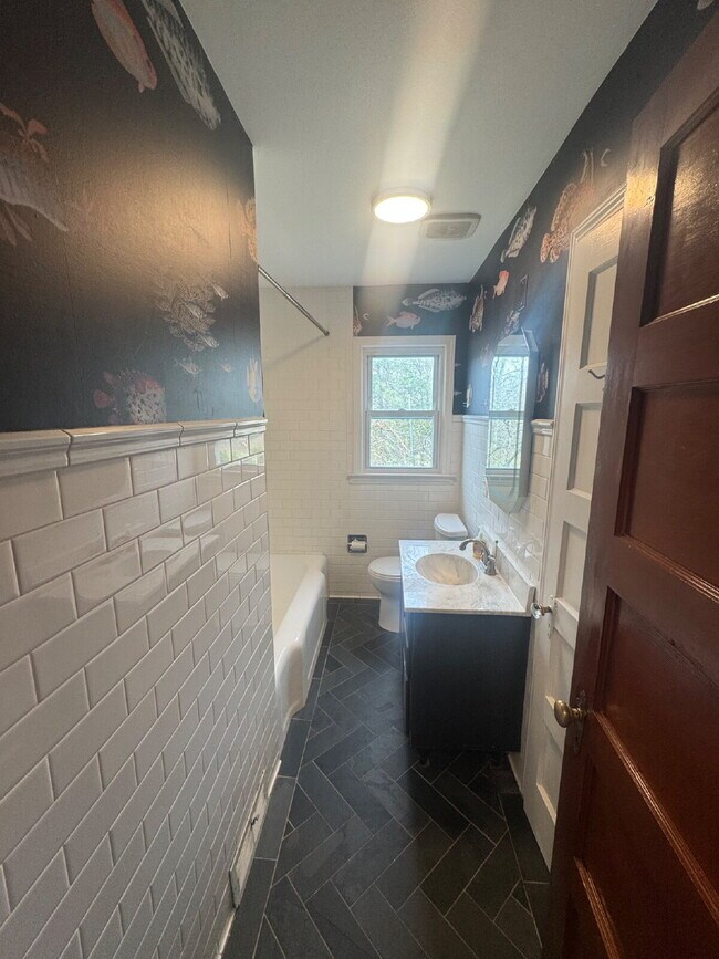 Building Photo - 4-Bedroom country homestead in Strasburg with Spacious Living — 1,445 Sq Ft of Comfort! Pet Frien...