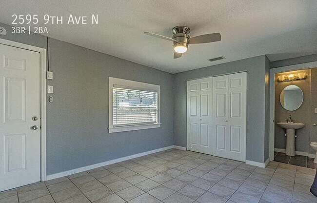 Building Photo - Stunningly Remodeled 3-Bedroom Home on a C...