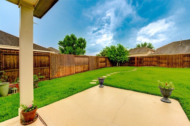 Building Photo - 7014 Marble Springs Dr
