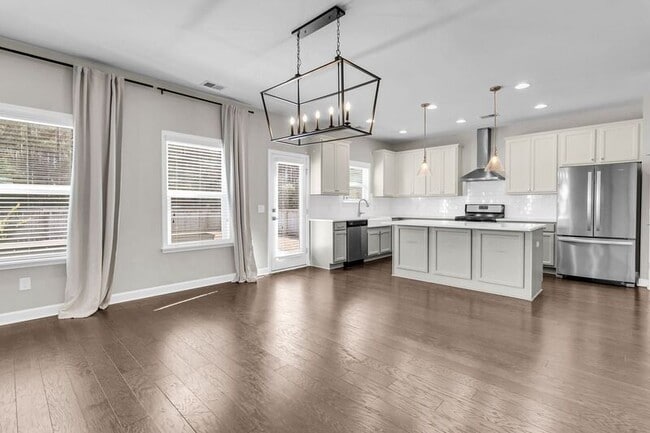 Building Photo - 1624 Shady Pine Rd