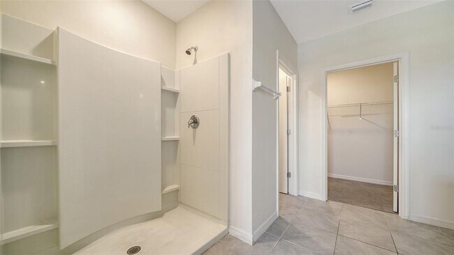 Building Photo - 12732 Lateral Root Dr