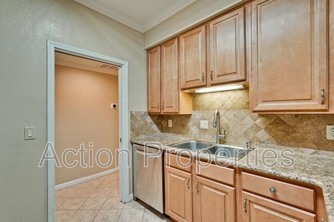 Building Photo - 2200 Agnew Rd