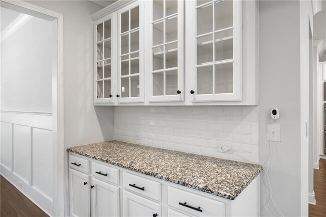 Building Photo - 130 Logan Pass Dr