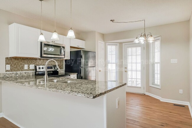 Building Photo - 5701 Woof Pl