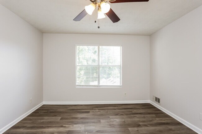 Building Photo - 1014 Alford Ct