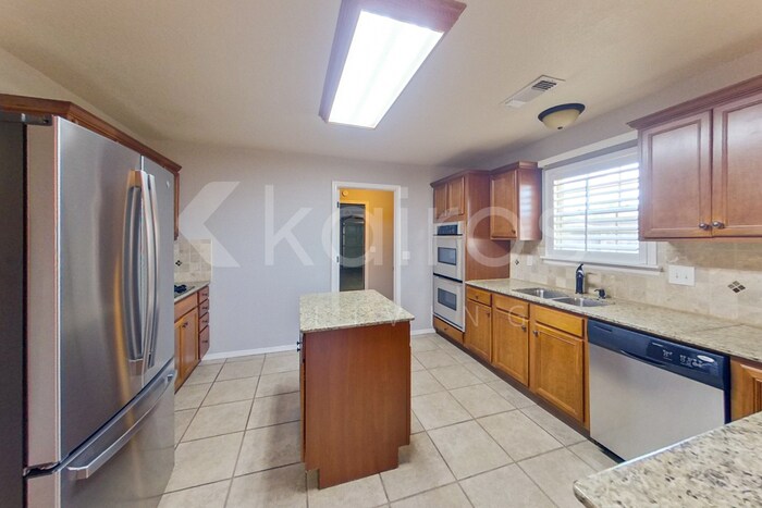 Building Photo - 8304 Jill Ct