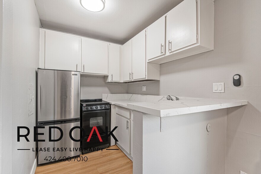 Building Photo - 1200 N Olive Dr