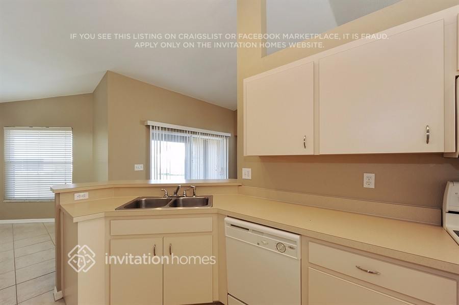 Building Photo - 6789 Cabernet Crossing